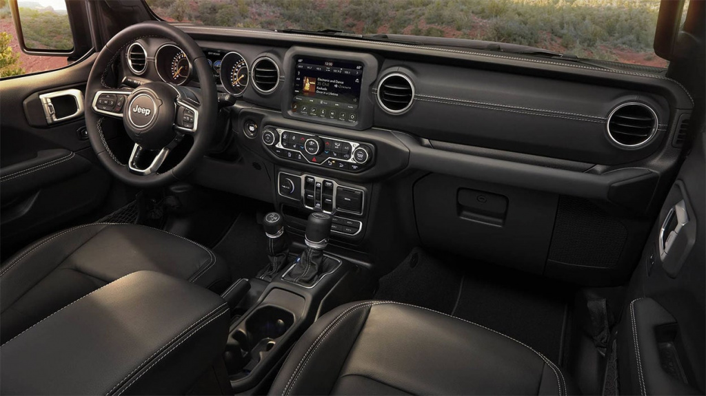 Jeep-Wrangler салон Columb Trade