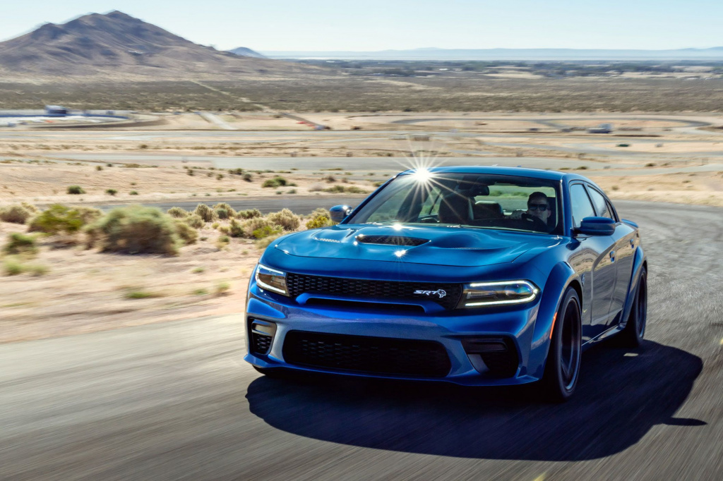 Dodge Charger 2020.jpg