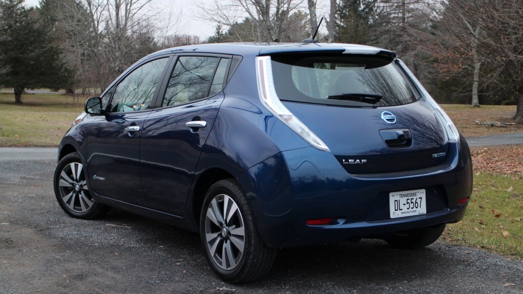 2016-nissan-leaf-sl-hudson-valley-ny-dec-2015_100539562.jpg
