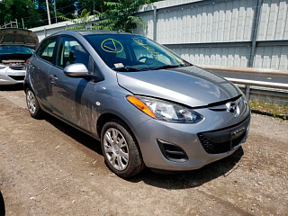 MAZDA 2 2013
