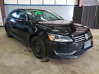VOLKSWAGEN PASSAT S 2013