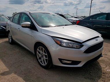 FORD FOCUS SE 2015