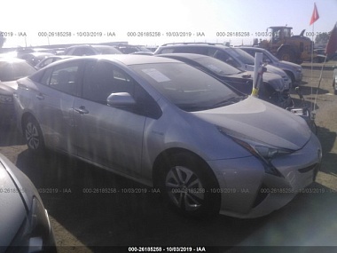   TOYOTA PRIUS, 2018