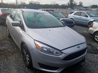 FORD FOCUS SE 2016