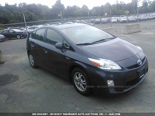   TOYOTA PRIUS, 2011