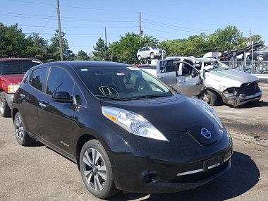 NISSAN LEAF S 2017