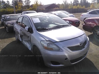 TOYOTA YARIS 2012