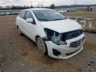 MITSUBISHI MIRAGE G4 ES 2017