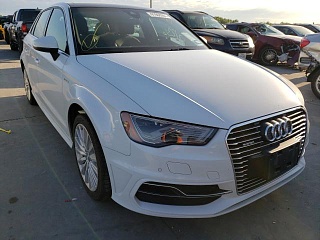 AUDI A3 E-TRON PRESTIGE 2016