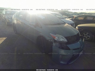   TOYOTA PRIUS, 2013