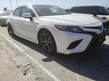 TOYOTA CAMRY HYBRID 2018