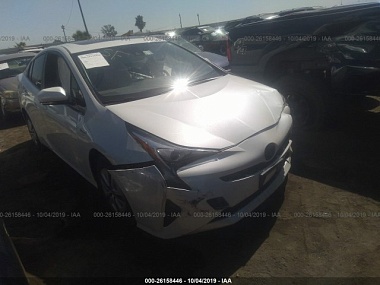   TOYOTA PRIUS, 2016