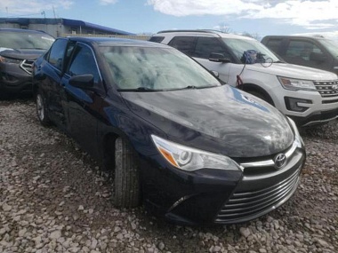 TOYOTA CAMRY LE 2017